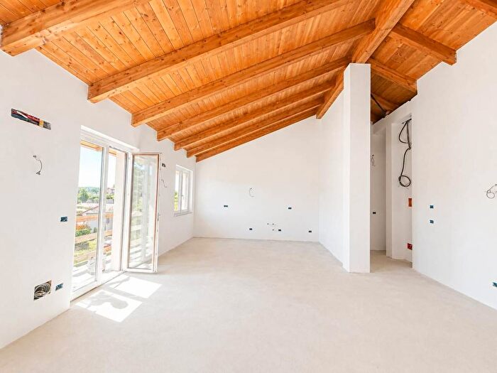 Appartamento quadrilocale in affitto in Strada Bauducchi, Bauducchi, Moncalieri