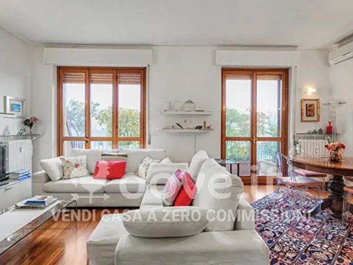 Appartamento trilocale in vendita in Via Gerolamo Borgazzi, Monza