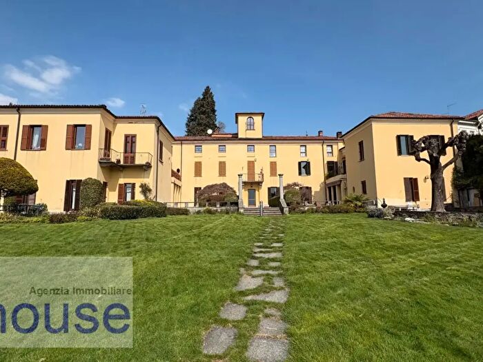 Appartamento quadrilocale in vendita in Via Caduti per La Patria, Pollone