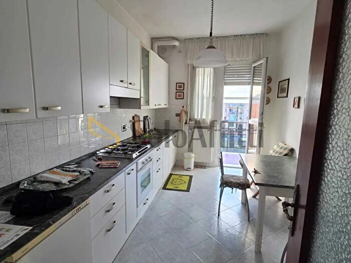 Appartamento quadrilocale in affitto in Via Fratelli Fornaca, Torino