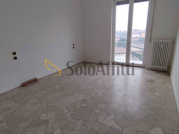 Appartamento trilocale in affitto in Viale Trieste, Centro, Olgiate Comasco