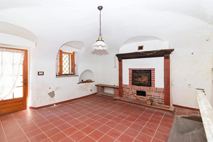 Casa trilocale in vendita in Borgata Giordani, Paesana