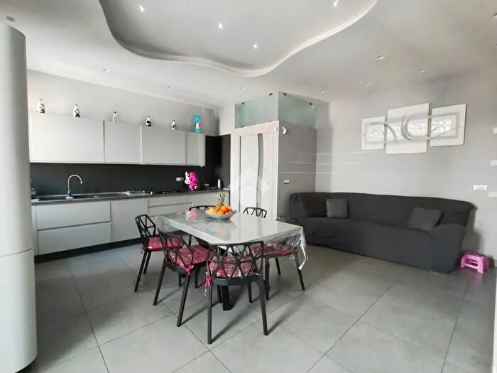 Appartamento trilocale in affitto in Viale Kennedy, SantAnastasia