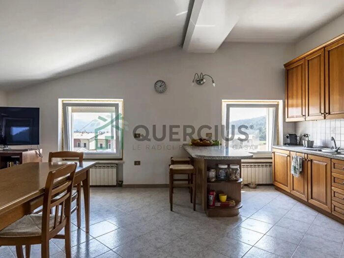Appartamento con 5 locali in vendita in Via Sorio, Tregnago