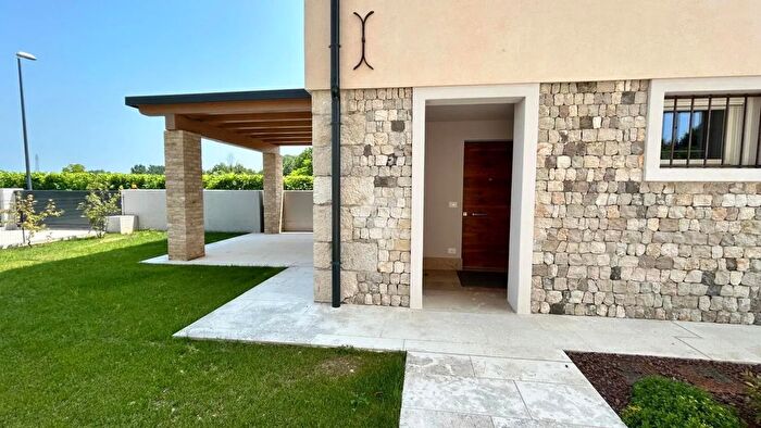 Casa quadrilocale in vendita in Via Cavolano, Sacile