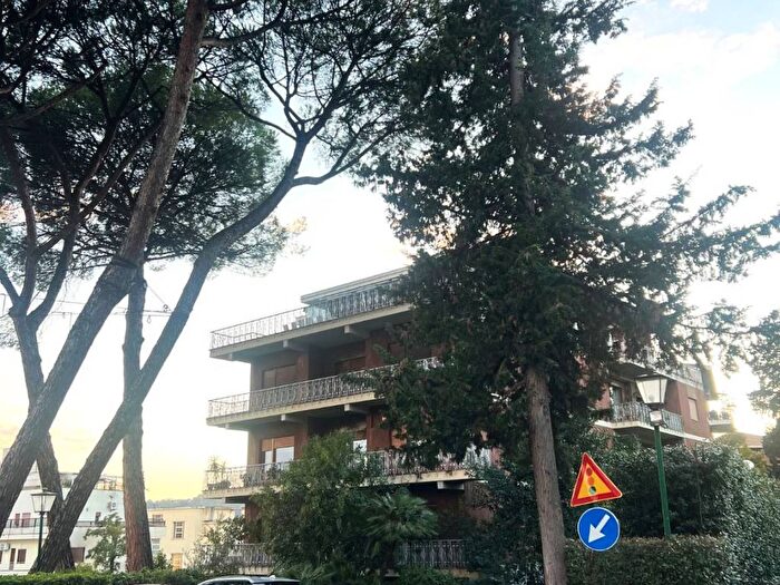 Appartamento bilocale in affitto in Via Cassia, Vigna Clara Vigna Stelluti, Roma