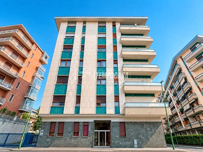 Appartamento monolocale in vendita in Via Bardonecchia, Torino