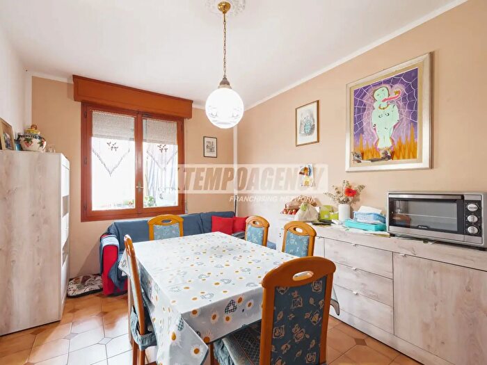 Appartamento quadrilocale in vendita in Via Alessandro Tassoni, Polinago