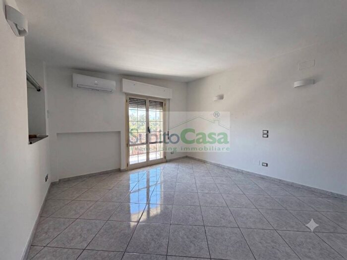 Appartamento quadrilocale in affitto in via luca da penne, Chieti Scalo, Chieti