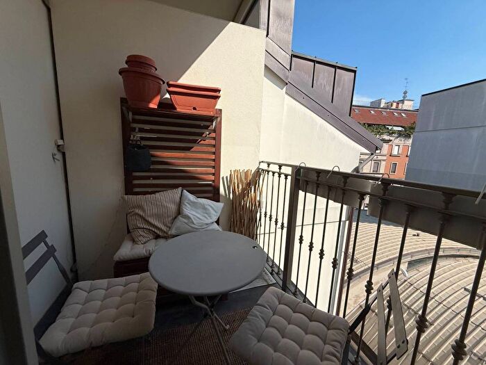 Appartamento bilocale in affitto in Via Luigi Canonica, Paolo Sarpi, Milano