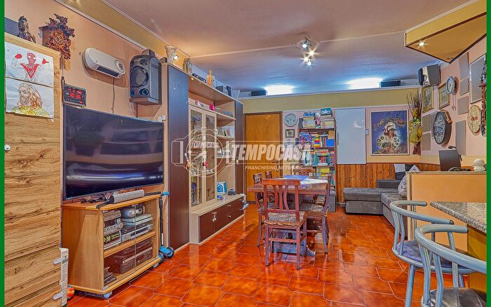 Appartamento trilocale in vendita in Induno Olona