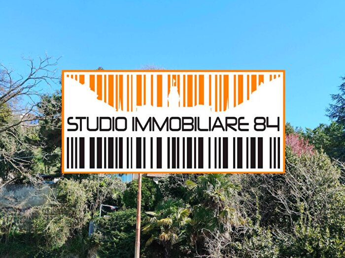 Casa bilocale in affitto in Via Moncolano, Barcola, Trieste