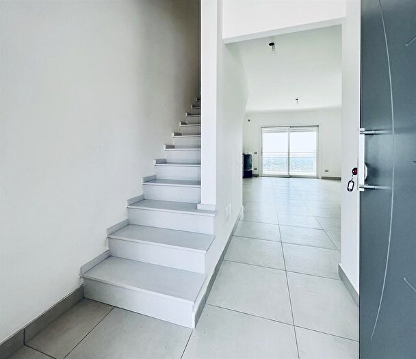 Appartamento trilocale in vendita in Via Monte Moricone, Velletri