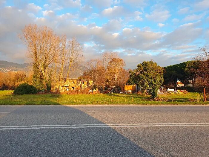 Casa bilocale in vendita in Pietrasanta Pietrasanta Sotto Aurelia, Pietrasanta