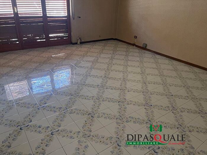 Appartamento con 7 locali in vendita in Via Risorgimento, Ragusa