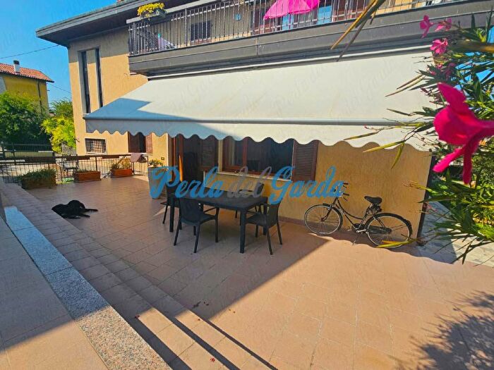 Appartamento quadrilocale in affitto in Centro, Peschiera del Garda