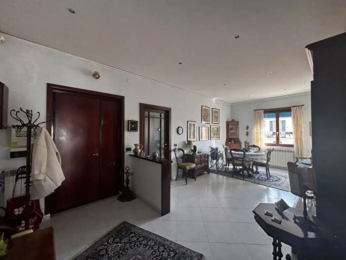 Appartamento trilocale in vendita in Via dei Naviganti N°, Torre Del Greco