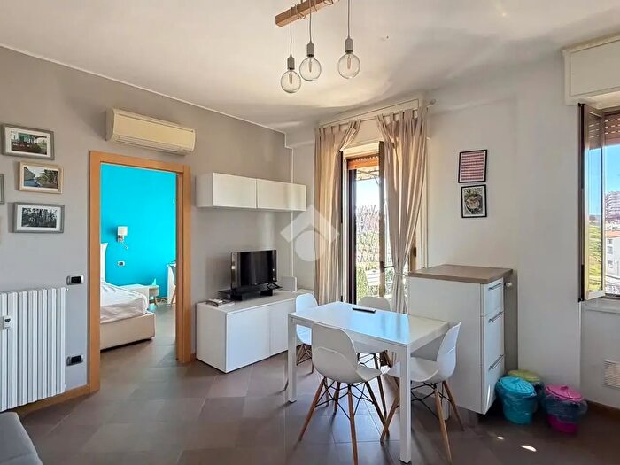 Appartamento bilocale in vendita in Via Tertulliano, Milano