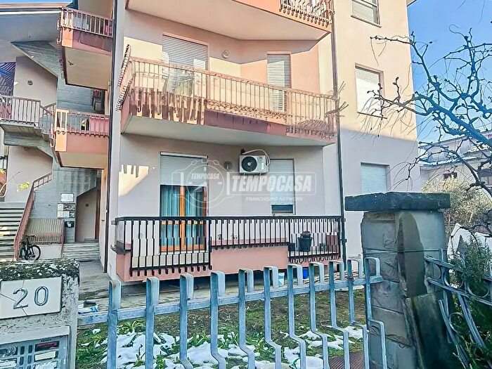 Appartamento quadrilocale in vendita in Via I Maggio, Savignano Sul Rubicone