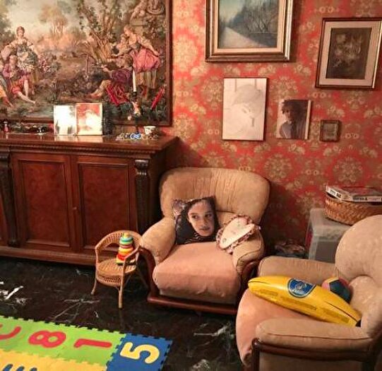 Appartamento con 6 locali in vendita in Via Chambery, Aosta