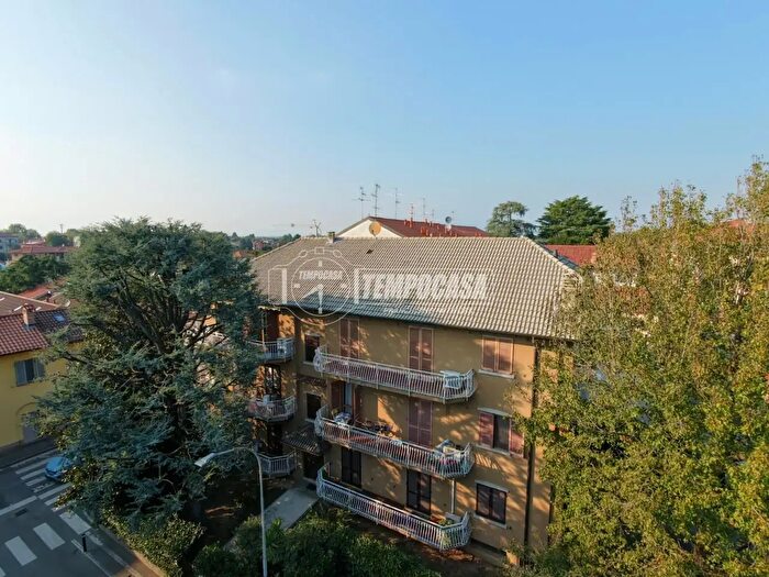 Appartamento trilocale in vendita in Via a Robecchi, Vaprio D'Adda
