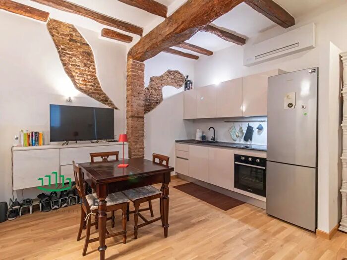 Appartamento bilocale in affitto in Via Santo Stefano, Bologna