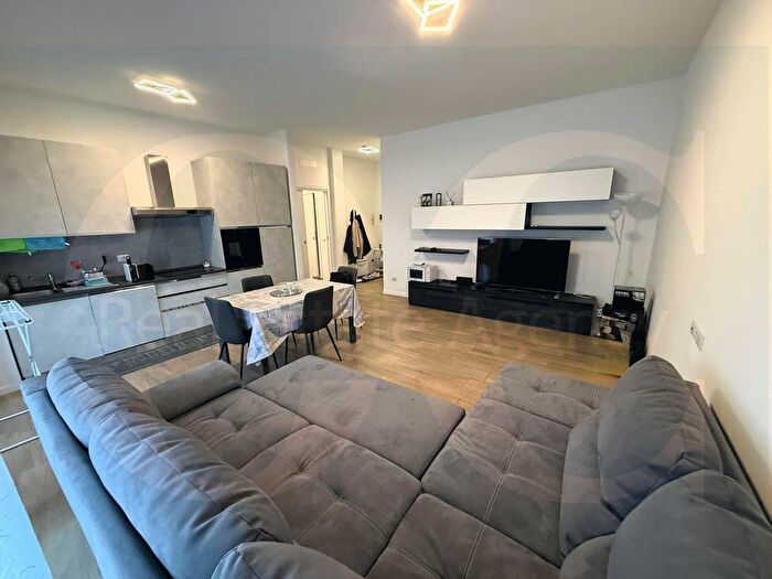 Appartamento bilocale in vendita in Via Capuana, Rho