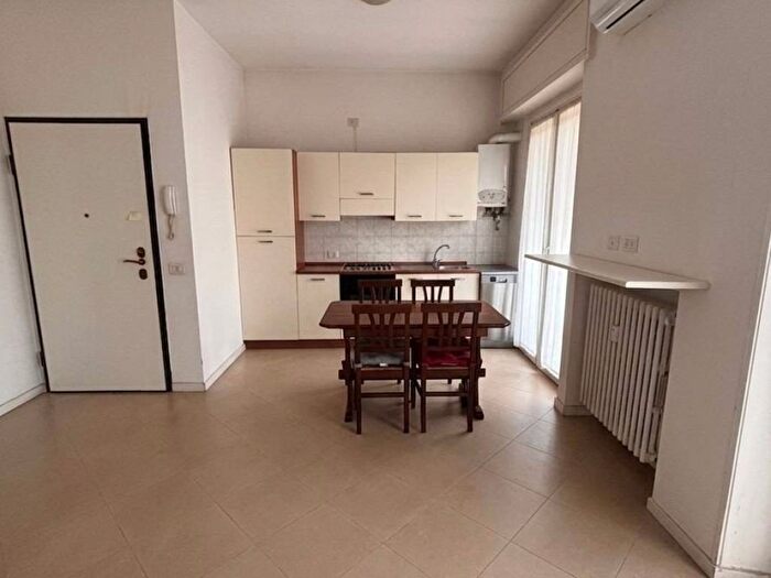 Appartamento bilocale in affitto in Largo Alfonso La Marmora, Centro, Sesto San Giovanni