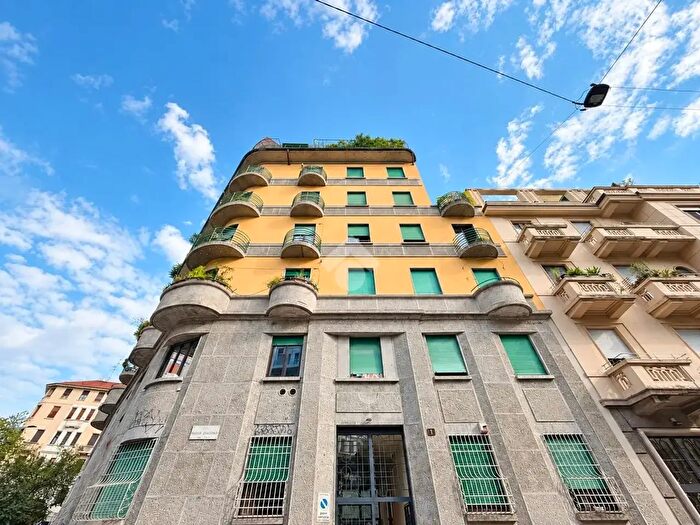 Appartamento bilocale in vendita in Via Paolo Diacono, Milano