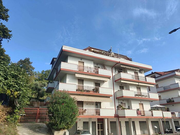 Appartamento con 5 locali in vendita in Contrada San Savino, Ripatransone