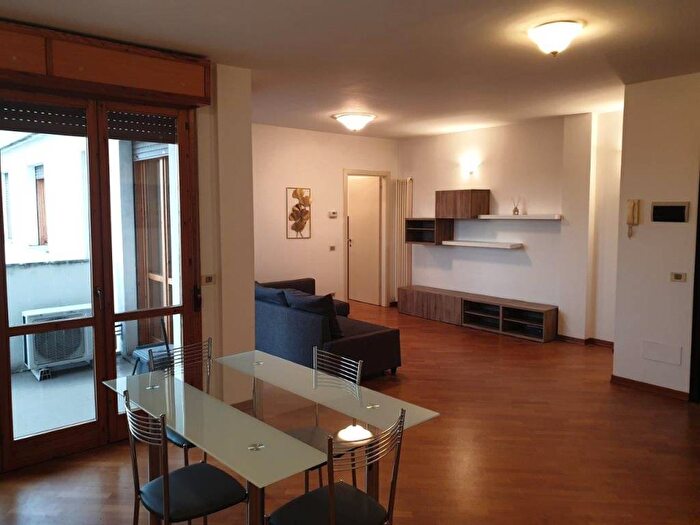 Casa bilocale in affitto in Piazza Giuseppina Strepponi, Paradigna Centro Torri, Parma