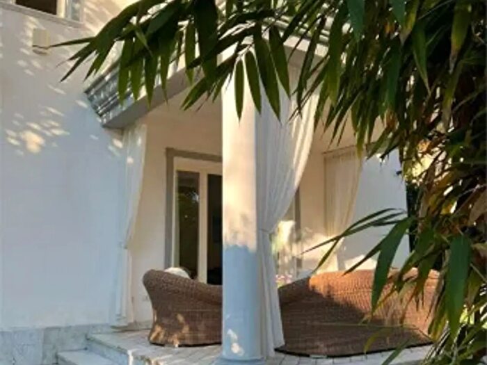 Casa con 6 locali in vendita in Via Viner, Forte Dei Marmi