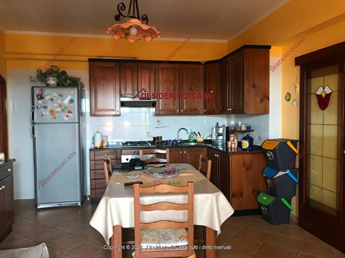 Appartamento con 6 locali in vendita in Via S Giuseppe Casteldaccia Pa Italia, Casteldaccia