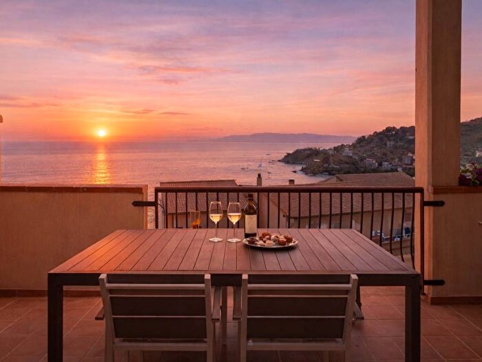 Casa con 5 locali in affitto in Via del Perale, Porto Santo Stefano, Monte Argentario