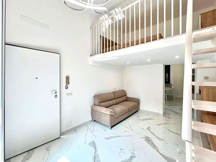 Appartamento bilocale in affitto in Via Vetera, Varese