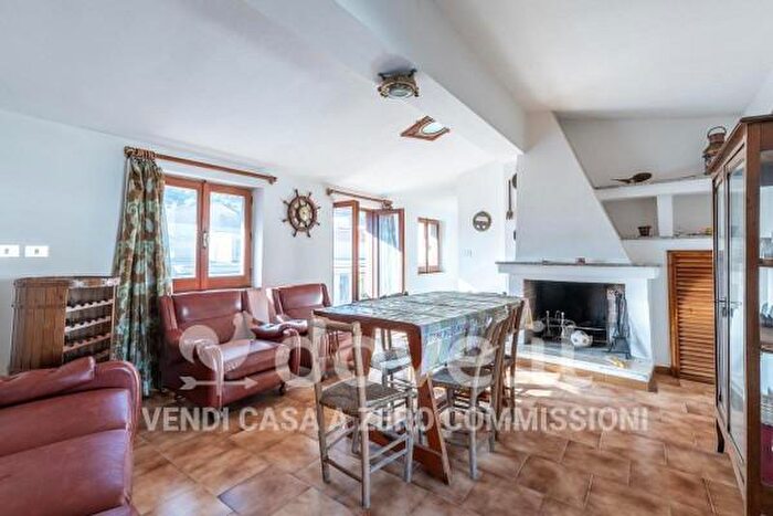 Appartamento trilocale in vendita in Tertenia