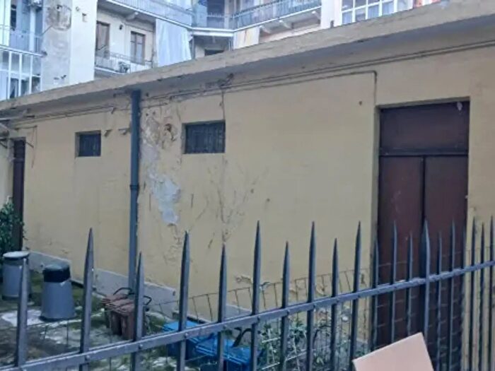 Appartamento quadrilocale in vendita in Via Frassineto, Torino