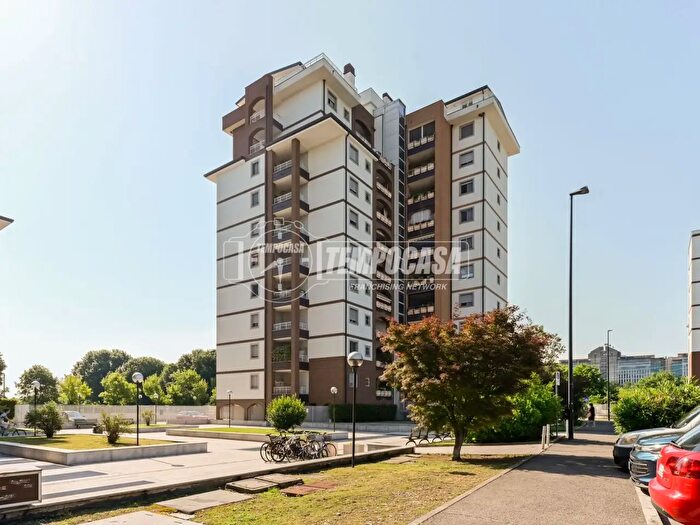 Appartamento quadrilocale in vendita in Via Caboto, Segrate