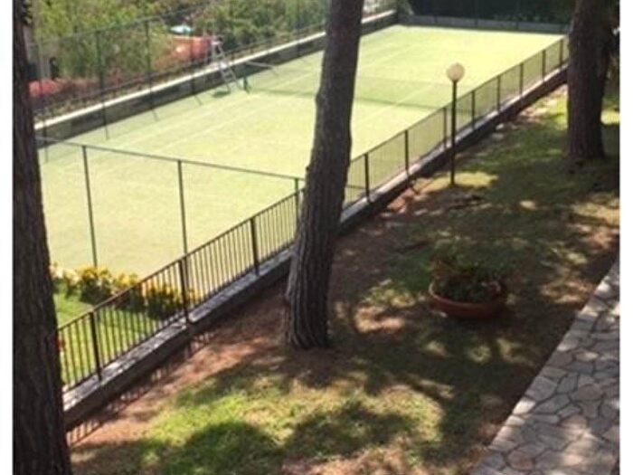 Appartamento trilocale in affitto in viale dei pepi, Ospedaletti