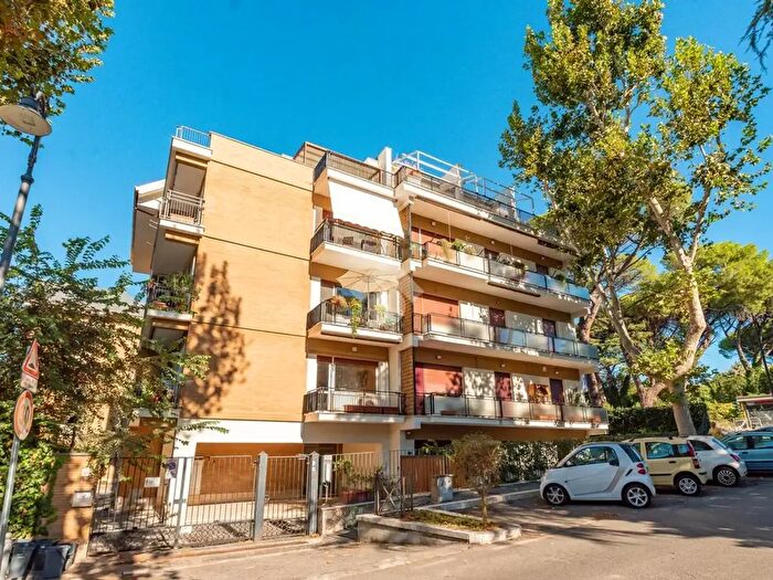 Appartamento quadrilocale in vendita in Viale S Nilo, Grottaferrata