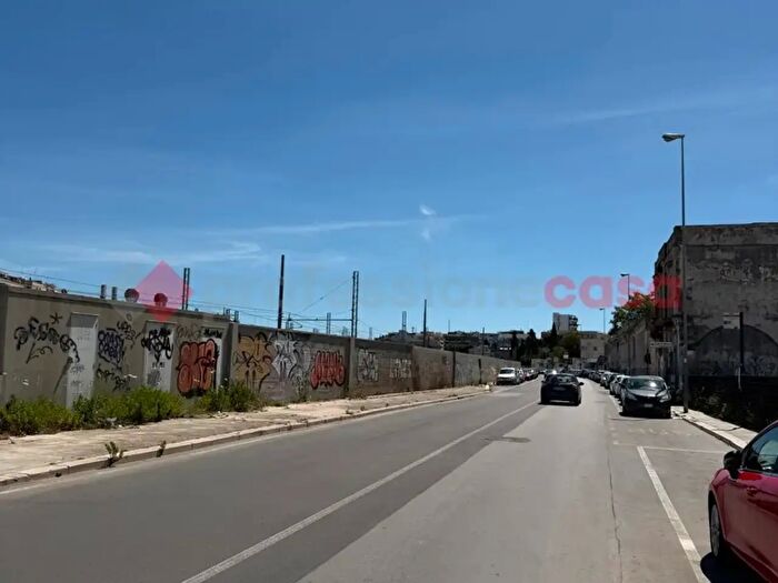 Appartamento con 5 locali in vendita in Via Colapietro, Bari