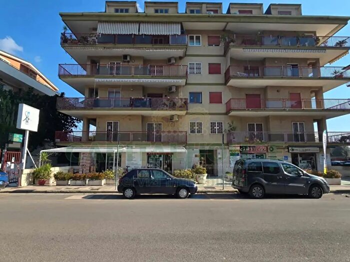 Appartamento trilocale in vendita in Via Leonardo da Vinci, San Nicola La Strada