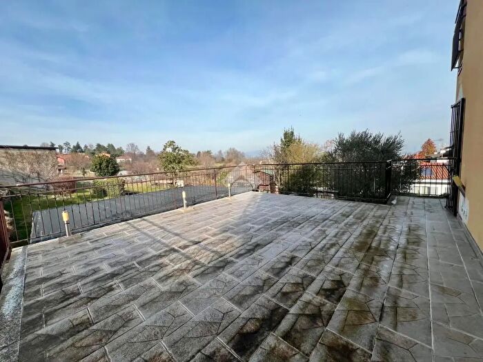 Appartamento trilocale in vendita in Via XX Settembre, Morazzone