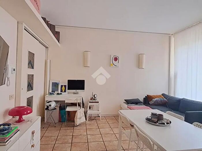 Appartamento bilocale in affitto in Via Bezzecca, Milano