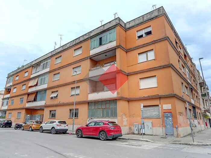 Appartamento trilocale in vendita in Via Adua, Latina