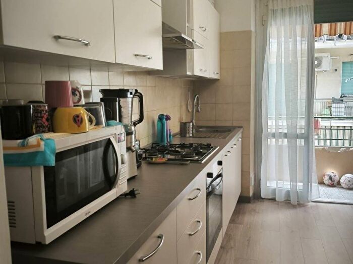 Appartamento quadrilocale in affitto in Via Armando Pica, Borgoratti, Genova