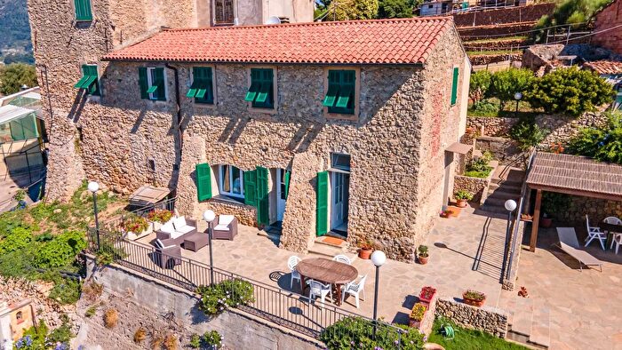 Casa con 5 locali in vendita in Località Ville Superiori, Ventimiglia