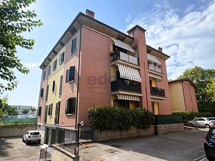 Appartamento quadrilocale in vendita in Via Piella, Castelfranco Emilia