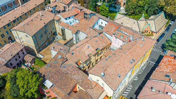 Appartamento bilocale in vendita in Via San Girolamo, Reggio Emilia