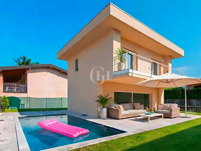 Casa trilocale in vendita in Via Repubblica, Manerba Del Garda